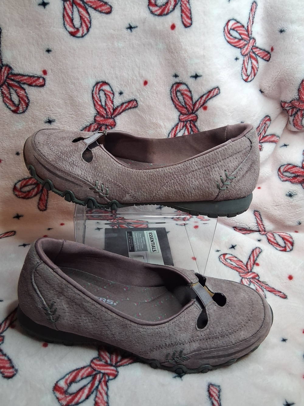 Skechers Relaxed Fit Air-Cooled Memory Foam Slip-On Shoes (Size 8 / EUR 38)